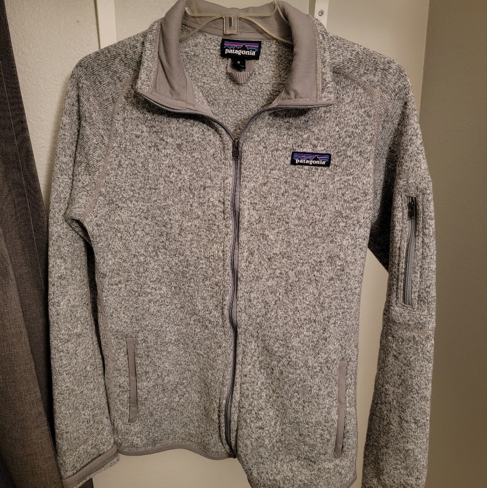⛔ SOLD ⛔ Patagonia better sweater full zip birch white Medium women's